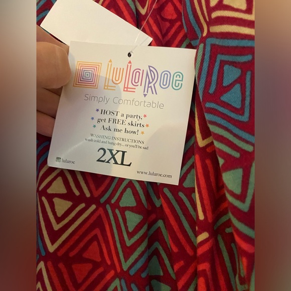 NWT XL Madison Skirt Super cute Knee length high waisted Flattering Super Cute! - Picture 7 of 11